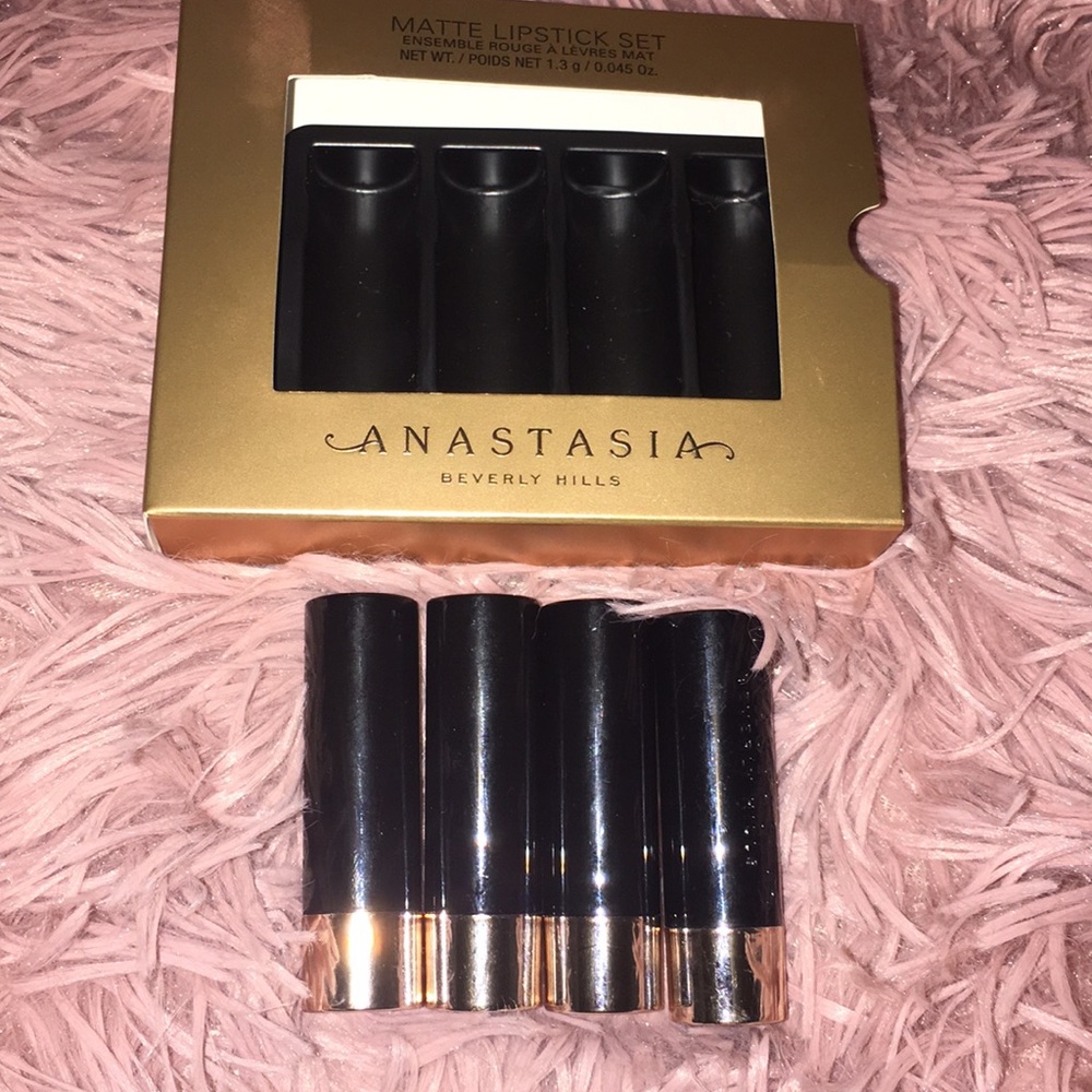 Anastasia💖